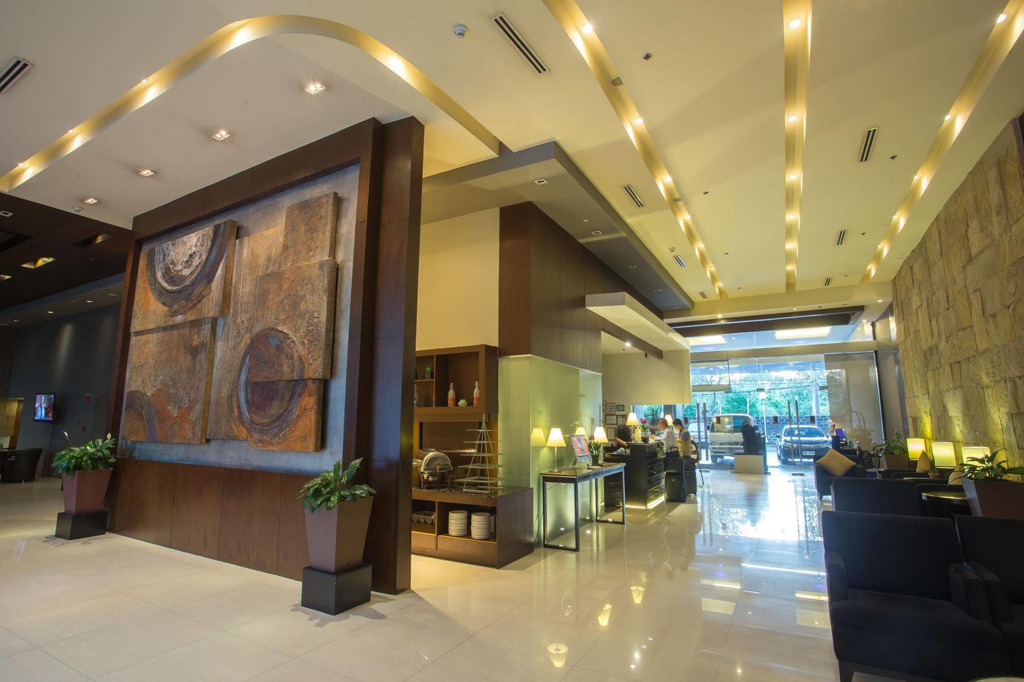 The B Hotel Alabang Muntinlupa City Luaran gambar