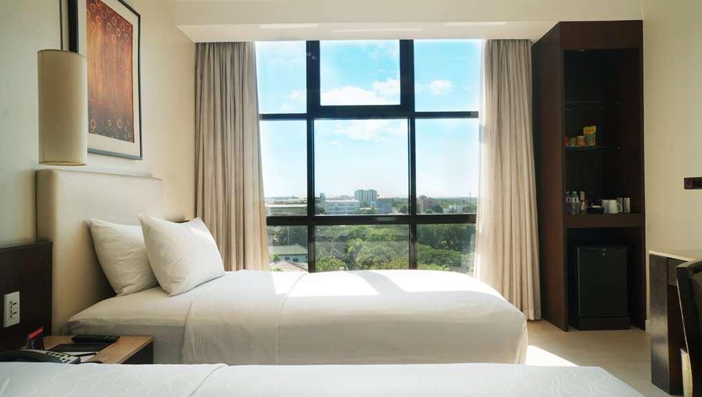 The B Hotel Alabang Muntinlupa City Bilik gambar